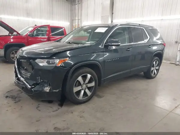 1GNEVHKW3LJ115897 2020 CHEVROLET TRAVERSE - Image 2