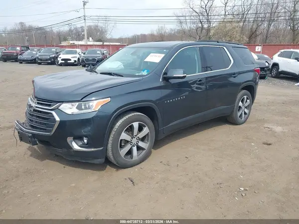 1GNEVHKW3LJ211593 2020 CHEVROLET TRAVERSE - Image 2
