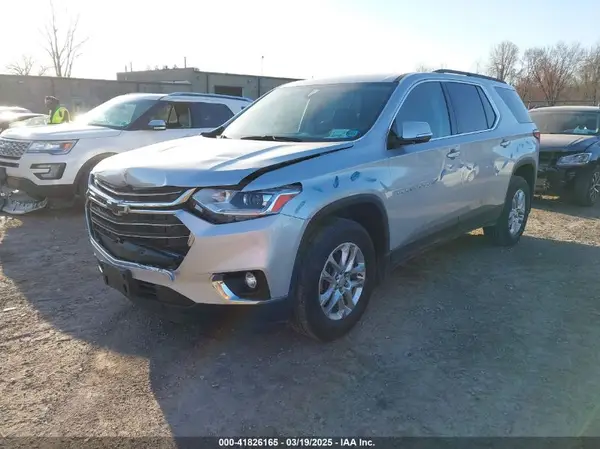 1GNEVHKW3LJ256209 2020 CHEVROLET TRAVERSE - Image 2