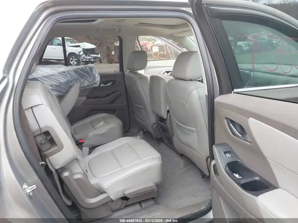 1GNEVHKW4JJ150414 2018 CHEVROLET TRAVERSE - Image 8