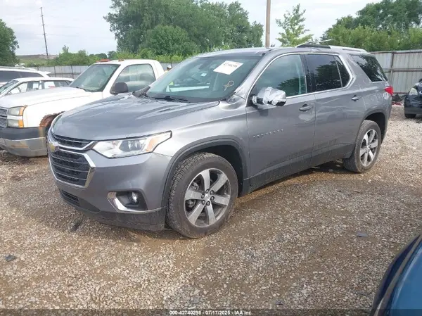 1GNEVHKW4JJ204360 2018 CHEVROLET TRAVERSE - Image 2