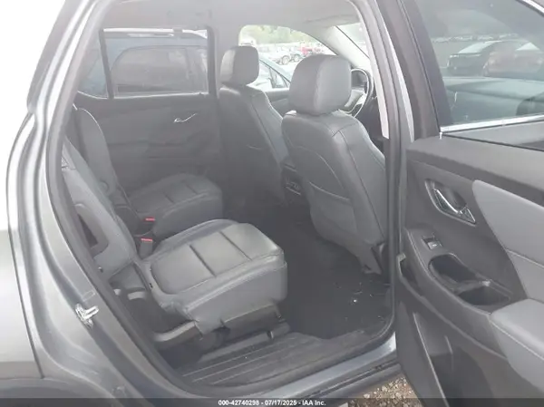 1GNEVHKW4JJ204360 2018 CHEVROLET TRAVERSE - Image 8
