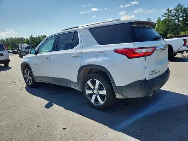 1GNEVHKW4JJ226486 2018 CHEVROLET TRAVERSE - Image 2