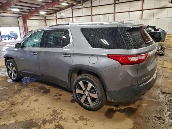 1GNEVHKW4JJ269581 2018 CHEVROLET TRAVERSE - Image 2