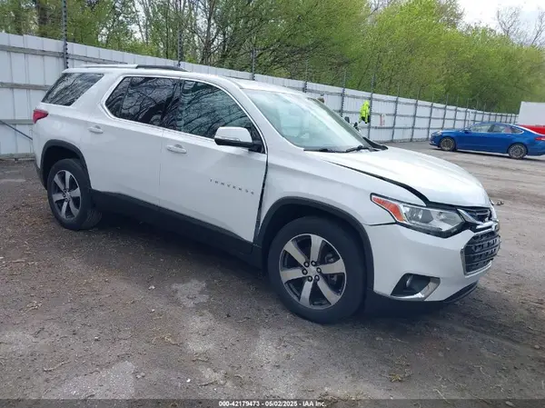 1GNEVHKW4JJ275817 2018 CHEVROLET TRAVERSE - Image 1