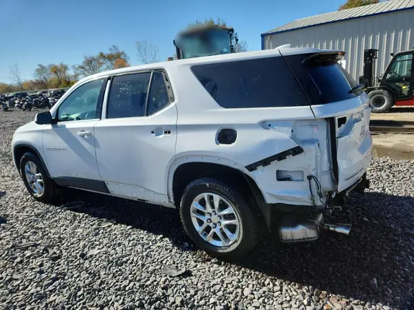 1GNEVHKW4KJ319123 2019 CHEVROLET TRAVERSE - Image 2