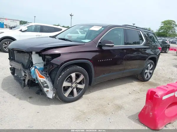 1GNEVHKW4LJ193704 2020 CHEVROLET TRAVERSE - Image 2