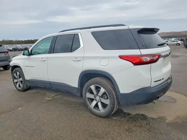 1GNEVHKW4MJ124108 2021 CHEVROLET TRAVERSE - Image 2