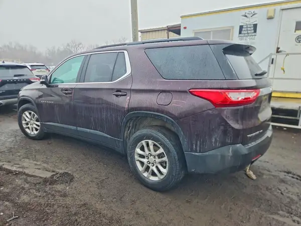 1GNEVHKW4MJ255586 2021 CHEVROLET TRAVERSE - Image 2
