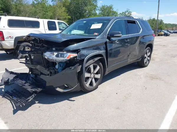 1GNEVHKW5JJ103280 2018 CHEVROLET TRAVERSE - Image 2