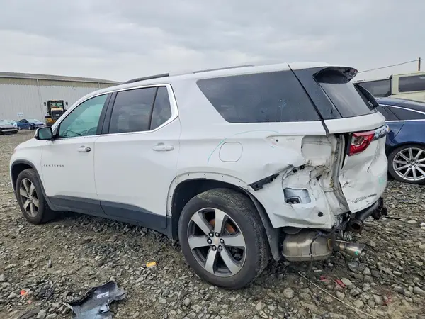 1GNEVHKW5JJ120208 2018 CHEVROLET TRAVERSE - Image 2