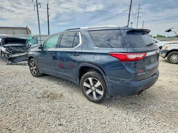1GNEVHKW5JJ130320 2018 CHEVROLET TRAVERSE - Image 2