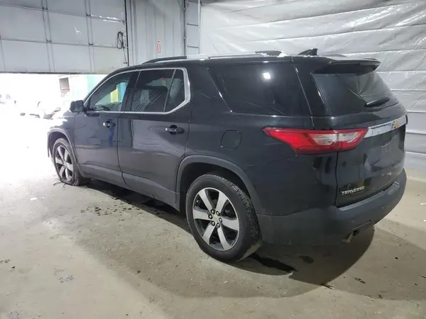 1GNEVHKW5JJ156772 2018 CHEVROLET TRAVERSE - Image 2