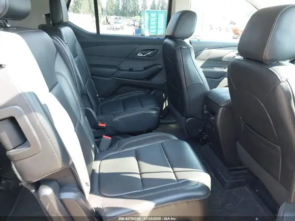 1GNEVHKW5JJ196575 2018 CHEVROLET TRAVERSE - Image 8