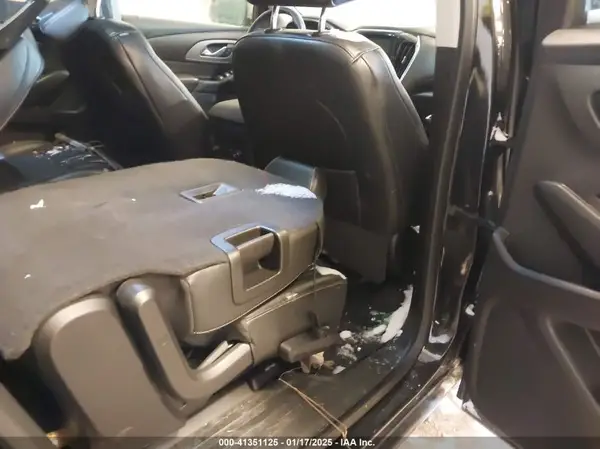 1GNEVHKW5JJ215903 2018 CHEVROLET TRAVERSE - Image 8