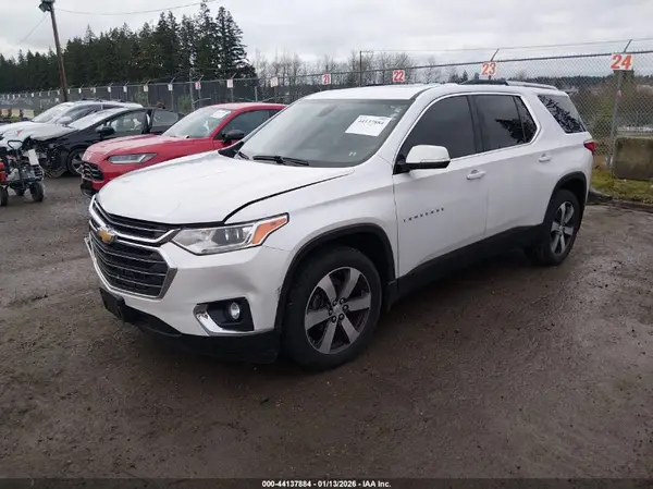 1GNEVHKW5JJ224889 2018 CHEVROLET TRAVERSE - Image 2