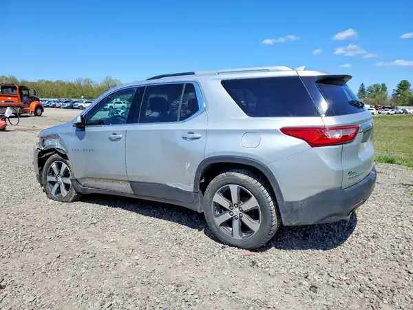 1GNEVHKW5JJ247394 2018 CHEVROLET TRAVERSE - Image 2