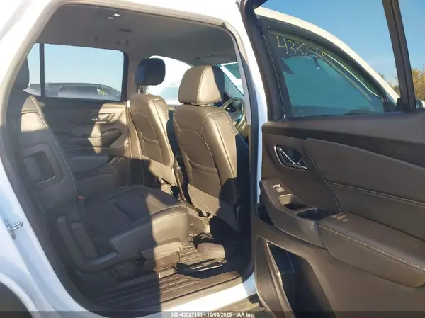 1GNEVHKW5KJ226417 2019 CHEVROLET TRAVERSE - Image 8