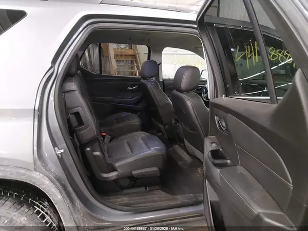 1GNEVHKW5KJ228684 2019 CHEVROLET TRAVERSE - Image 8
