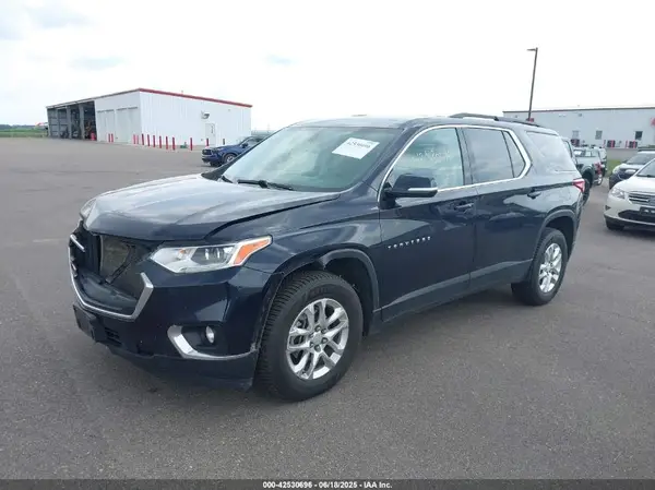 1GNEVHKW5LJ135679 2020 CHEVROLET TRAVERSE - Image 2
