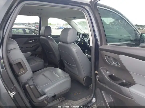 1GNEVHKW5LJ135679 2020 CHEVROLET TRAVERSE - Image 8