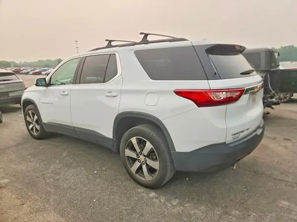 1GNEVHKW5LJ305183 2020 CHEVROLET TRAVERSE - Image 2