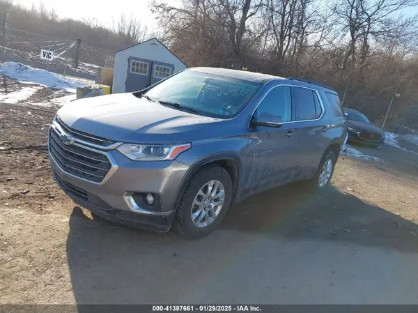 1GNEVHKW5LJ316880 2020 CHEVROLET TRAVERSE - Image 2