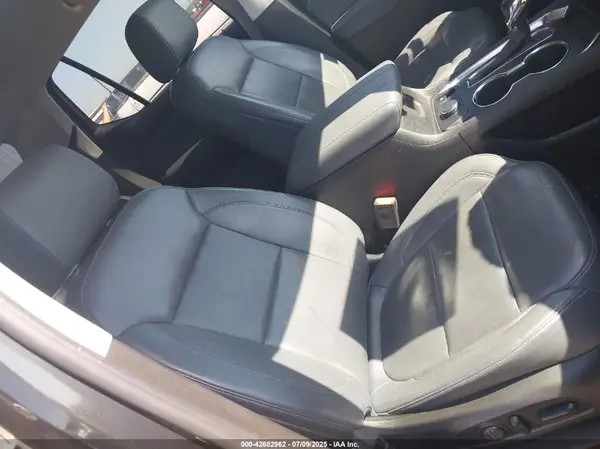 1GNEVHKW5MJ208700 2021 CHEVROLET TRAVERSE - Image 8