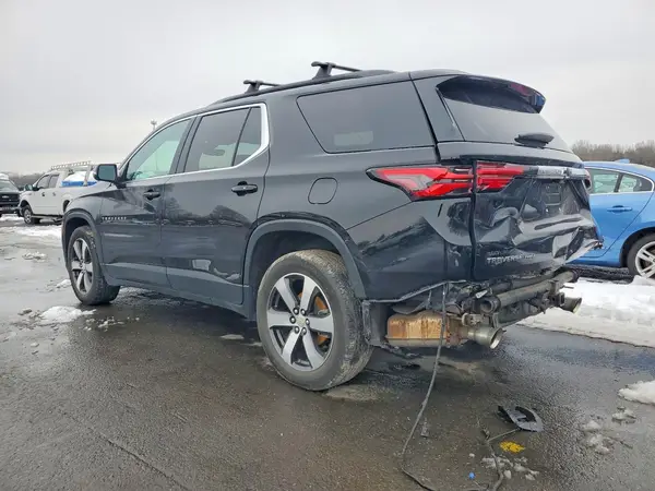1GNEVHKW5NJ104581 2022 CHEVROLET TRAVERSE - Image 2