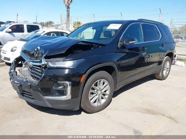 1GNEVHKW5NJ133935 2022 CHEVROLET TRAVERSE - Image 2