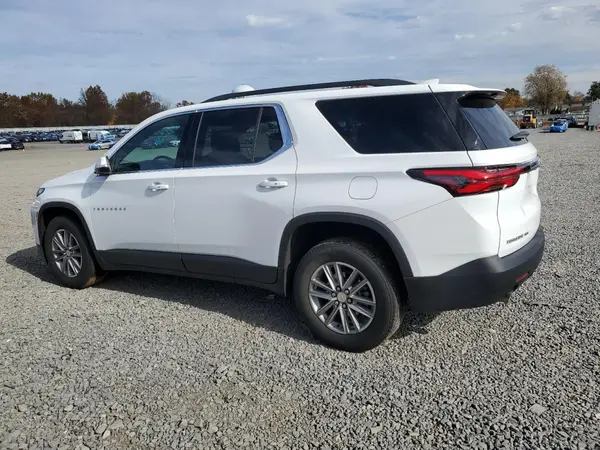 1GNEVHKW5PJ177582 2023 CHEVROLET TRAVERSE - Image 2