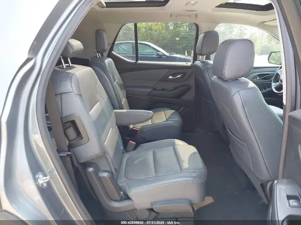1GNEVHKW6JJ114532 2018 CHEVROLET TRAVERSE - Image 8