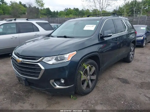 1GNEVHKW6JJ217028 2018 CHEVROLET TRAVERSE - Image 2