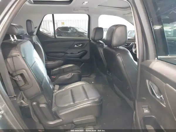 1GNEVHKW6JJ235805 2018 CHEVROLET TRAVERSE - Image 8