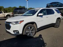 1GNEVHKW6JJ261966 2018 CHEVROLET TRAVERSE