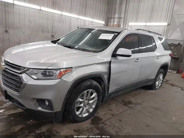 1GNEVHKW6KJ175929 2019 CHEVROLET TRAVERSE - Image 2