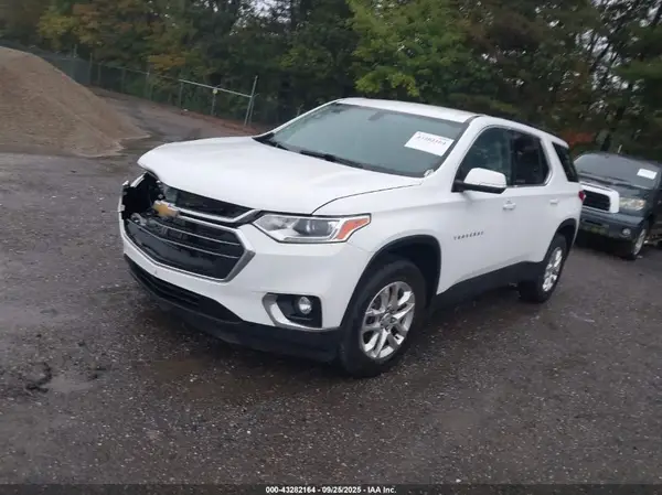 1GNEVHKW6KJ210873 2019 CHEVROLET TRAVERSE - Image 2