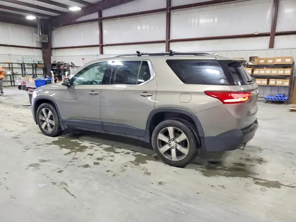 1GNEVHKW6KJ250516 2019 CHEVROLET TRAVERSE - Image 2