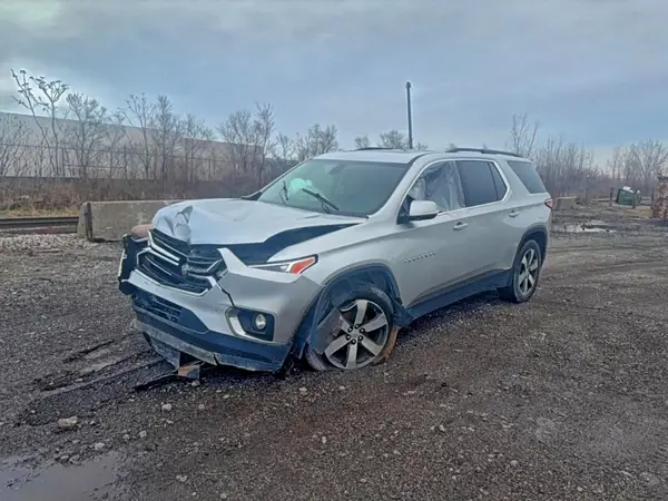 1GNEVHKW6KJ260351 2019 CHEVROLET TRAVERSE - Image 2