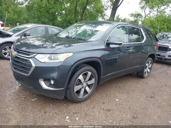 1GNEVHKW6LJ215301 2020 CHEVROLET TRAVERSE - Image 2