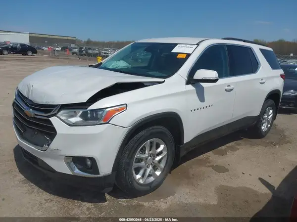1GNEVHKW6LJ321571 2020 CHEVROLET TRAVERSE - Image 2