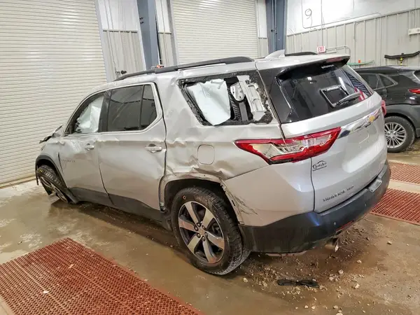 1GNEVHKW6MJ154727 2021 CHEVROLET TRAVERSE - Image 2