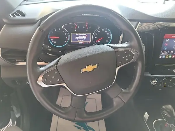 1GNEVHKW6NJ177619 2022 CHEVROLET TRAVERSE - Image 2