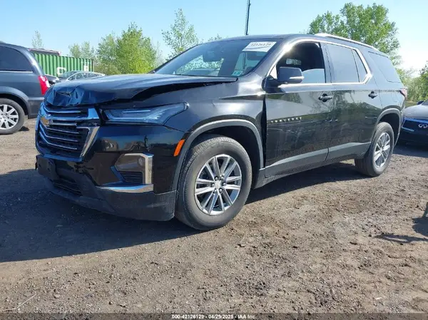 1GNEVHKW6PJ184282 2023 CHEVROLET TRAVERSE - Image 2