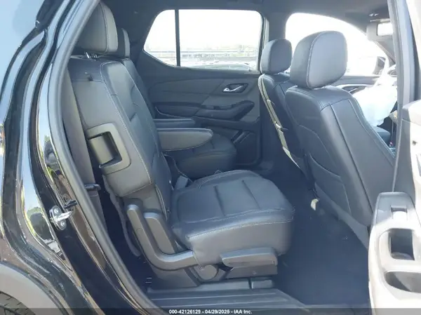 1GNEVHKW6PJ184282 2023 CHEVROLET TRAVERSE - Image 8