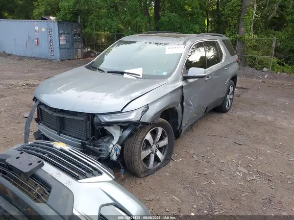 1GNEVHKW6PJ221072 2023 CHEVROLET TRAVERSE - Image 2
