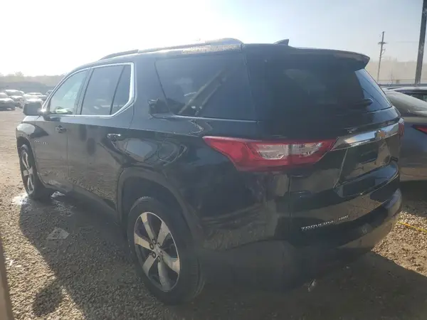 1GNEVHKW7JJ160015 2018 CHEVROLET TRAVERSE - Image 2