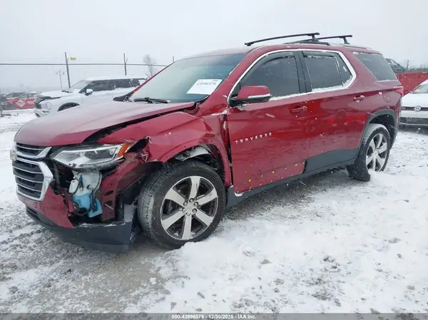 1GNEVHKW7JJ170219 2018 CHEVROLET TRAVERSE - Image 2