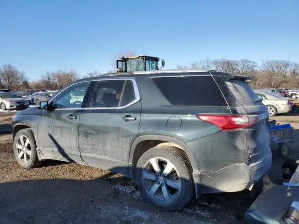 1GNEVHKW7JJ282437 2018 CHEVROLET TRAVERSE - Image 2