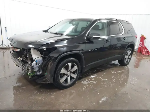 1GNEVHKW7KJ139439 2019 CHEVROLET TRAVERSE - Image 2